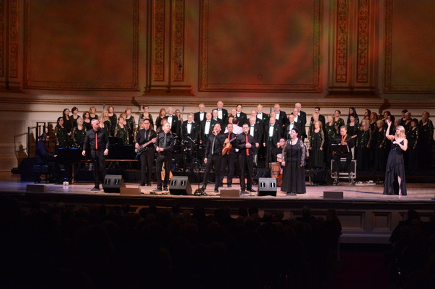 Photo Coverage: ANDY COONEY'S CHRISTMAS CELEBRATION Comes to Carnegie Hall  Image