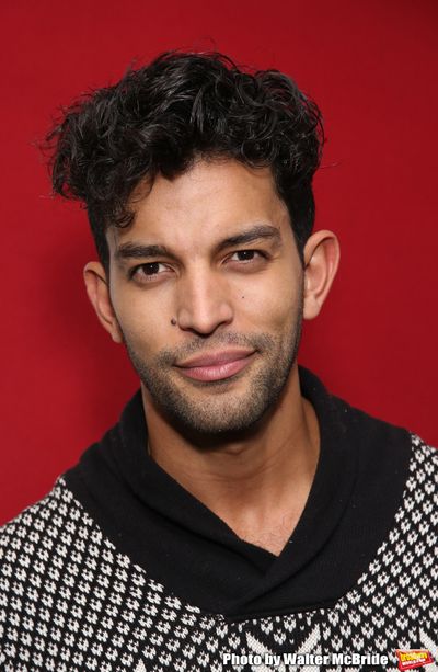 Carlos E. Gonzalez  Photo