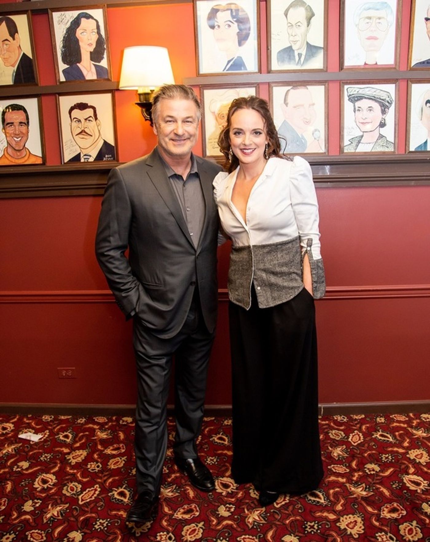 Photo Flash: Melissa Errico Unveils New Portrait at Sardi's!  Image
