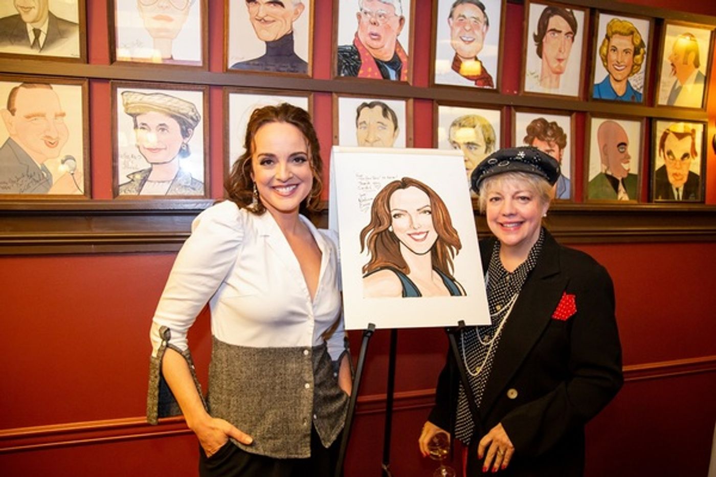 Photo Flash: Melissa Errico Unveils New Portrait at Sardi's!  Image
