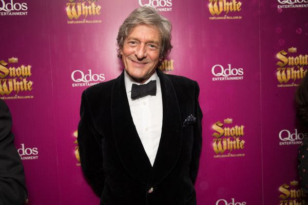 Photo Flash: Inside the Gala Night For SNOW WHITE at the London Palladium — photo 26 of 28