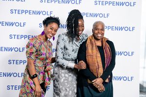 Danai Gurira with Steppenwolf 
cast members from her play Familiar, Steppenwolf ensem Photo
