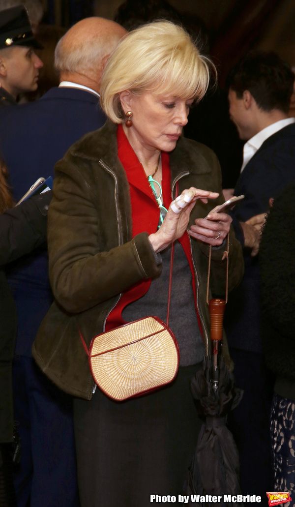 Lesley Stahl Photo