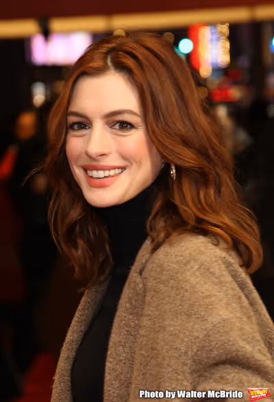 Anne Hathaway Photo