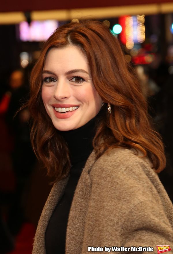Anne Hathaway Photo