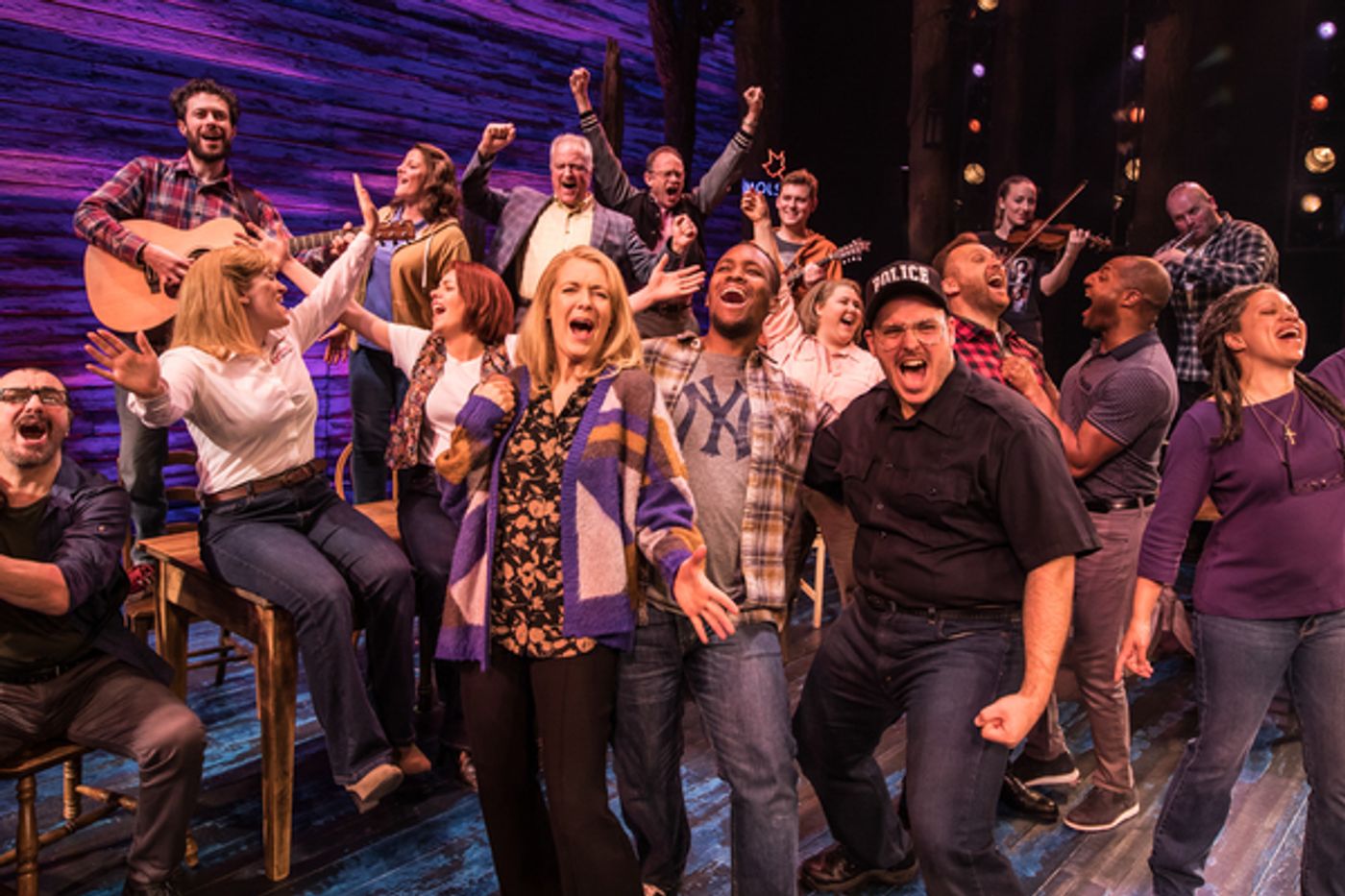 Photo Flash: First Look at Rachel Tucker and the UK Cast of COME FROM AWAY Photo Flash: First Look at Rachel Tucker and the UK Cast of COME FROM AWAY Image