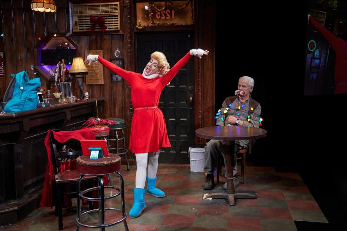 Review: CHRISTMAS ON THE ROCKS at TheaterWorks  Image