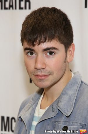 Noah Galvin Photo