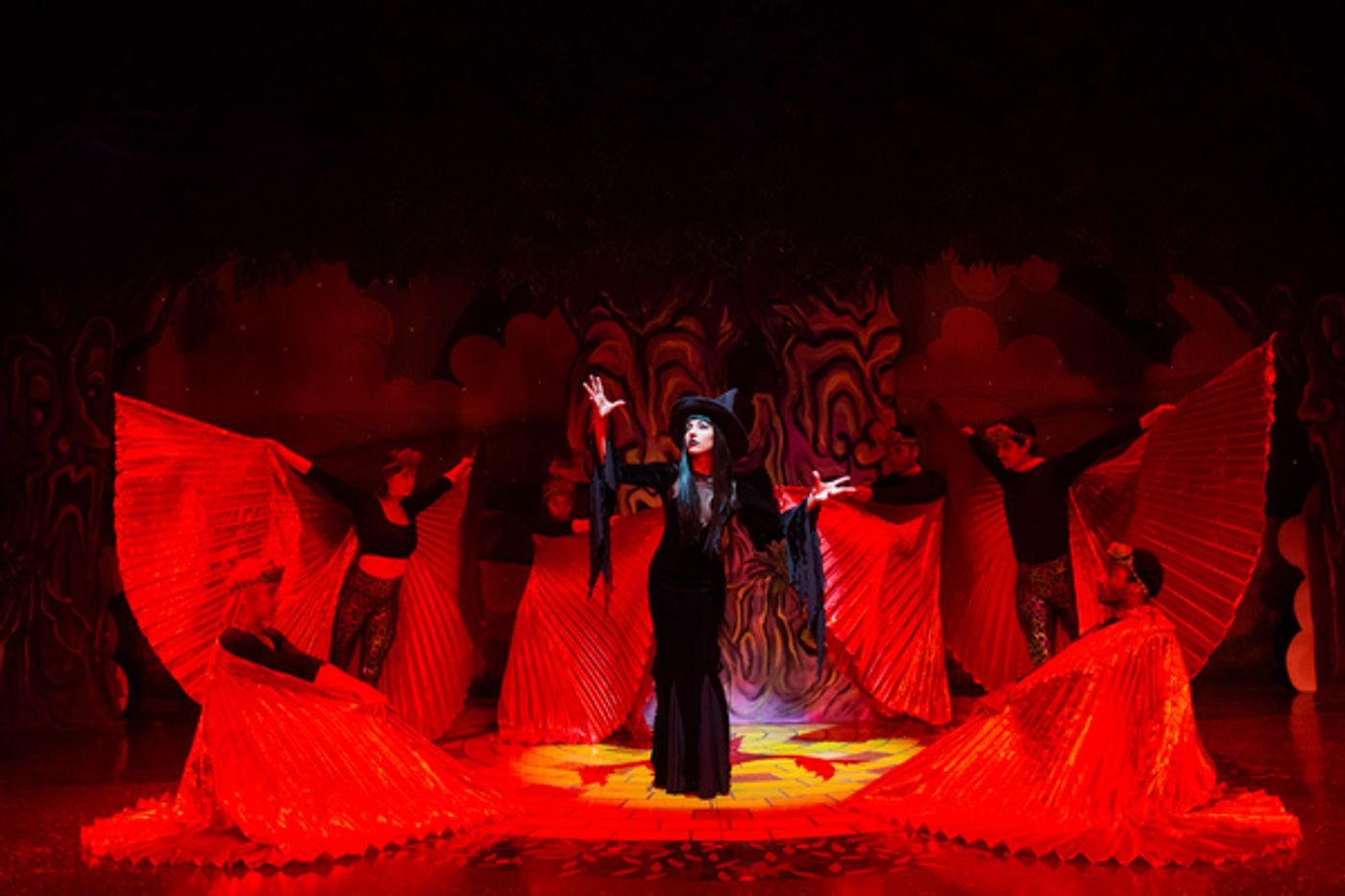 Photo Flash: Marissa Jaret Winokur, Mackenzie Ziegler and More Star In THE WONDERFUL WINTER OF OZ at the Pasadena Civic Auditorium  Image