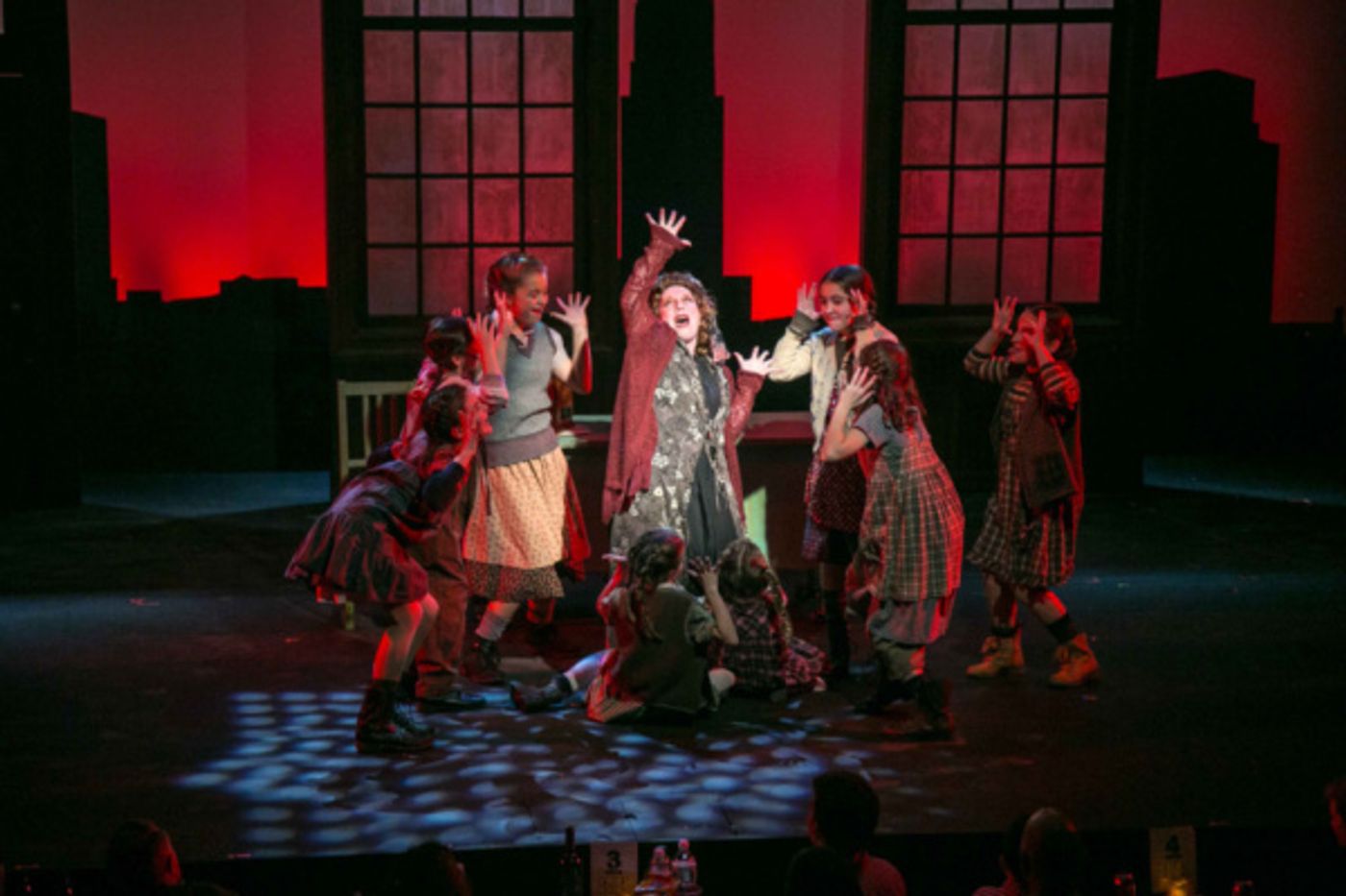 Photo Flash: Downtown Cabaret Theatre Stages ANNIE  Image
