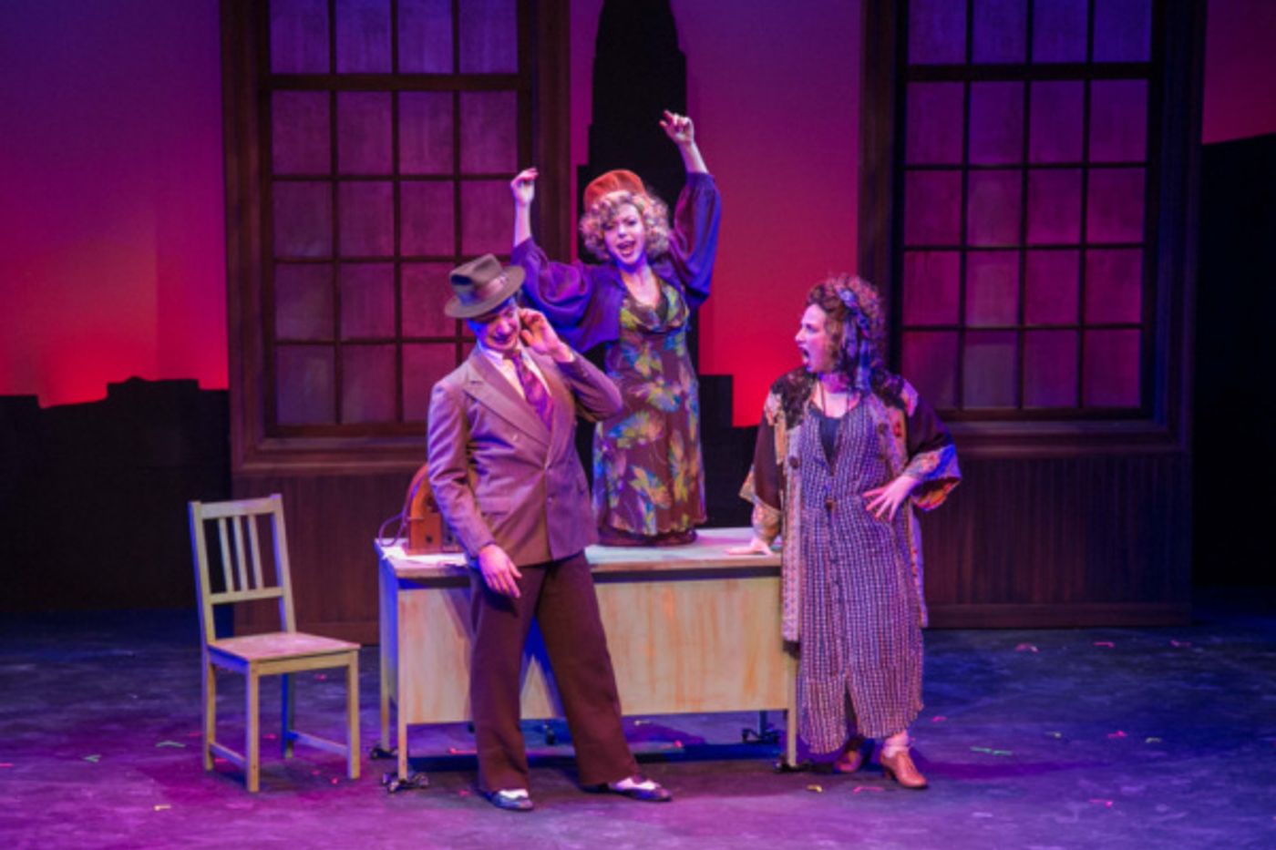 Photo Flash: Downtown Cabaret Theatre Stages ANNIE  Image