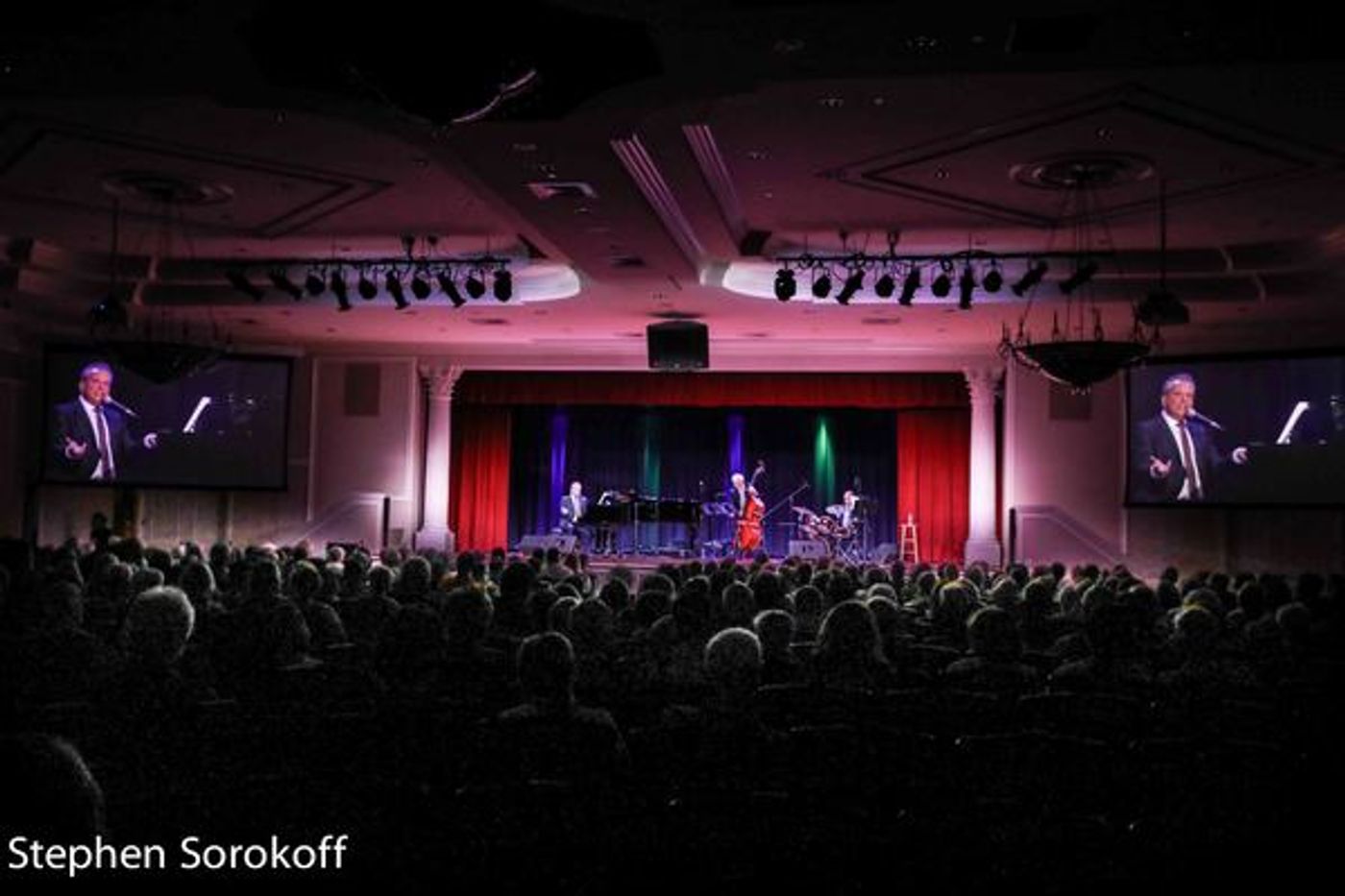 Photo Coverage: Billy Stritch and Friends Land On The Beach  Image