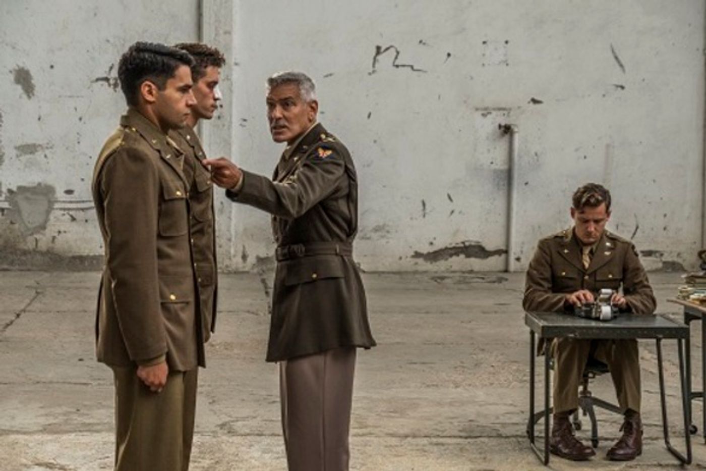 Photo Flash: See a First Look of George Clooney, Hugh Laurie in Hulu's CATCH-22  Image