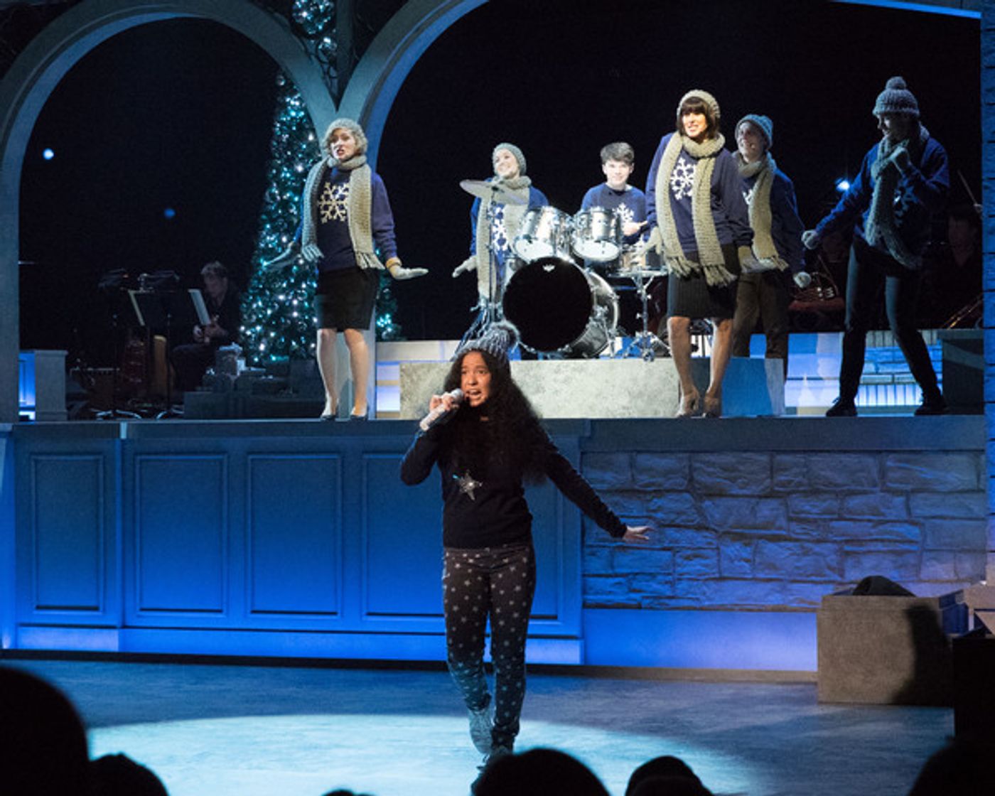 Photo Flash: LOVE ACTUALLY LIVE Brings The Holidays To The Wallis  Image