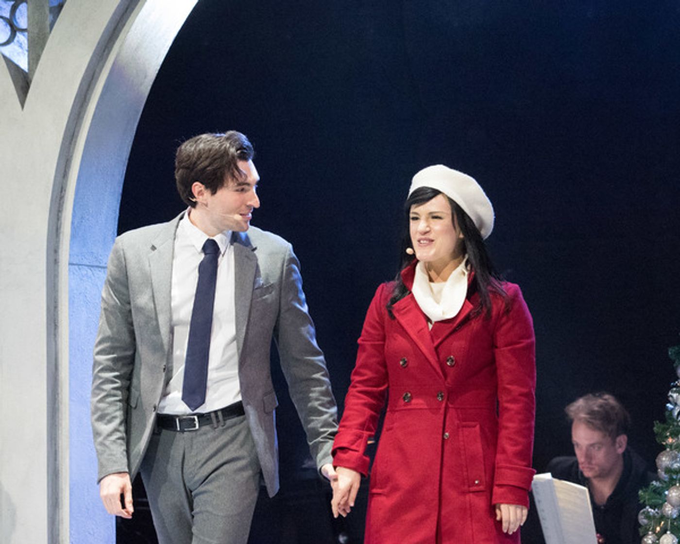 Photo Flash: LOVE ACTUALLY LIVE Brings The Holidays To The Wallis  Image