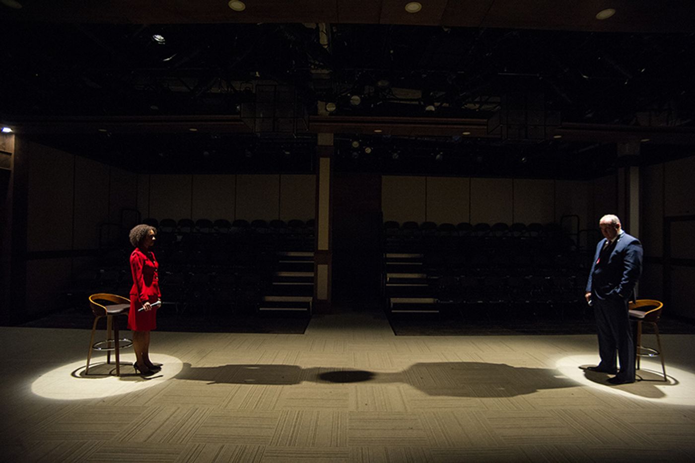 Review: KINGS at Studio Theatre Rules  Image