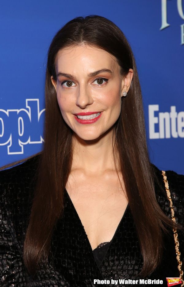 Photo Coverage: On the Practically Perfect Red Carpet for MARY POPPINS RETURNS New York Premiere! — photo 7 of 84