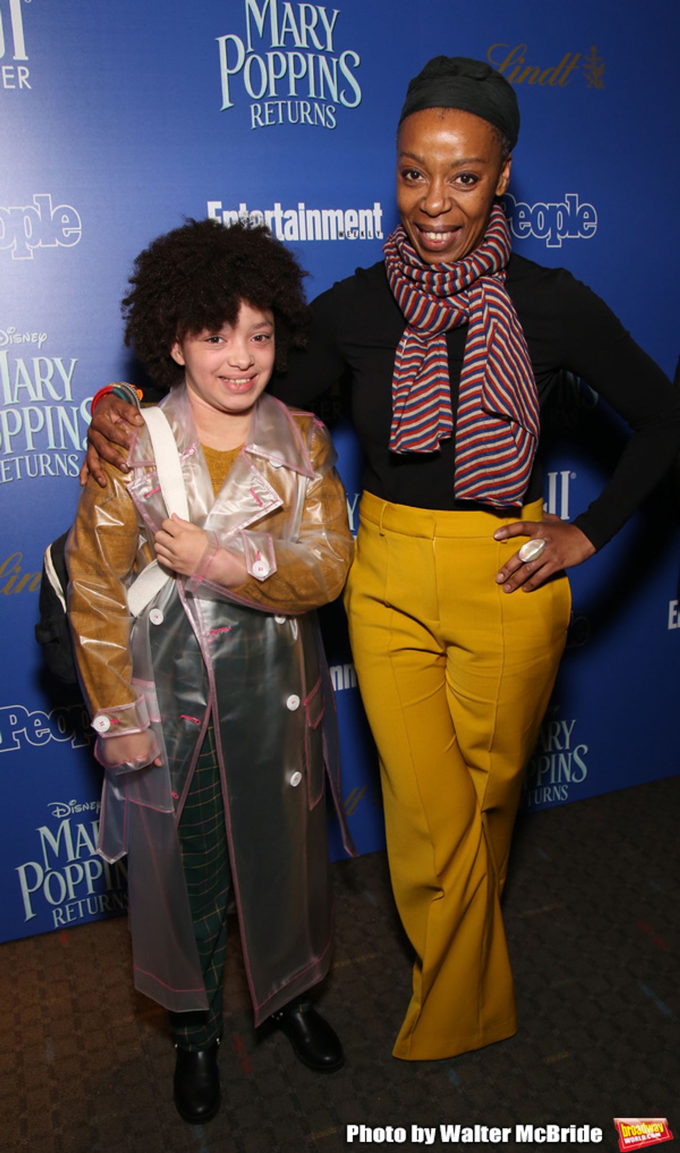 Photo Coverage: On the Practically Perfect Red Carpet for MARY POPPINS RETURNS New York Premiere!  Image