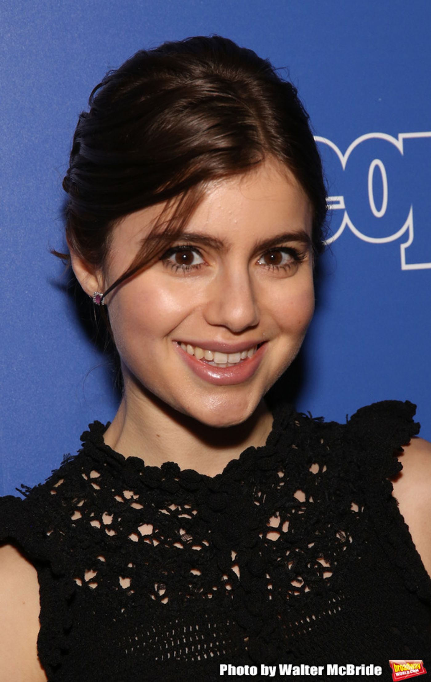 Photo Coverage: On the Practically Perfect Red Carpet for MARY POPPINS RETURNS New York Premiere!  Image