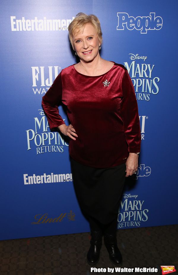 Photo Coverage: On the Practically Perfect Red Carpet for MARY POPPINS RETURNS New York Premiere! — photo 60 of 84