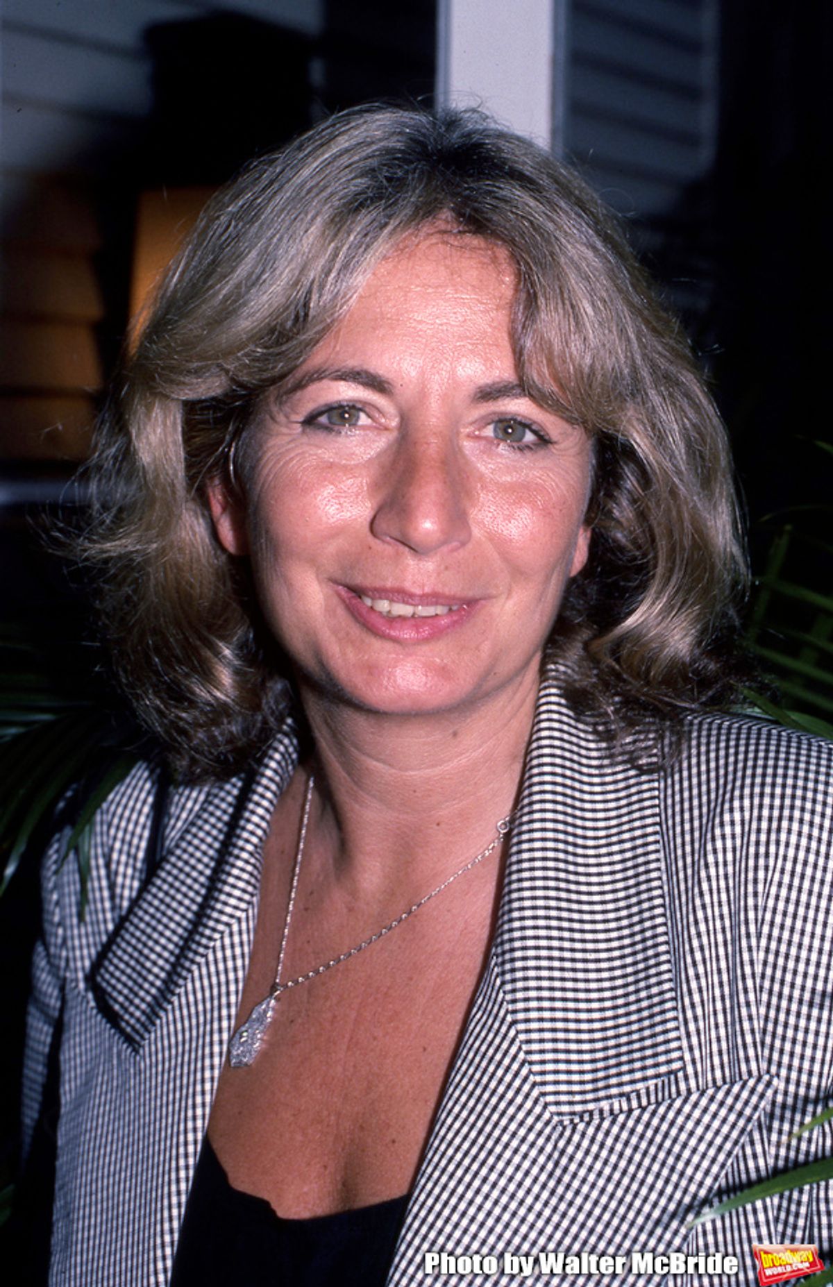 Penny Marshall attends a Barbecue at Gracie Mansion on June 1, 1988 in New York City. at 