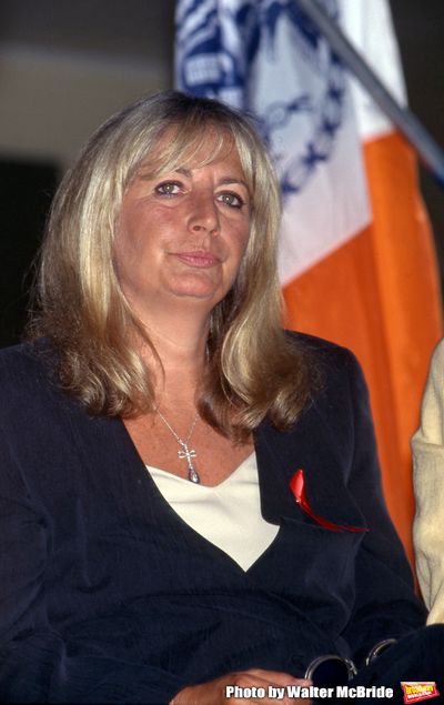 Penny Marshall attendsThe Crystal Apple Awards at Gracie Mansion on June 13, 1996 in  Photo