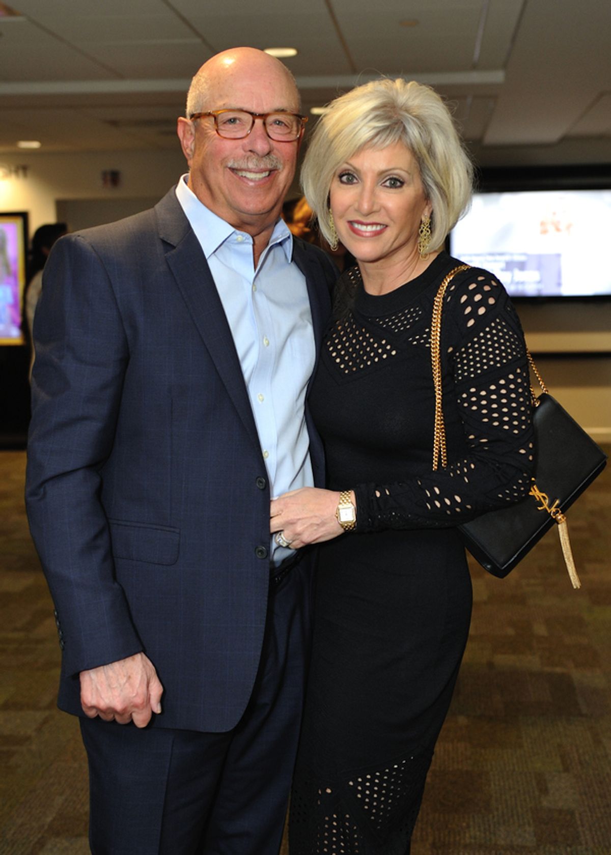 Sandy and Isanne Fisher at 