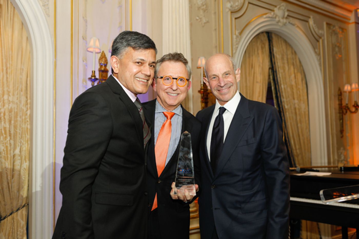 Photo Flash: Hotel Association of New York City Hosts Red Carpet Hospitality Gala Photo Flash: Hotel Association of New York City Hosts Red Carpet Hospitality Gala Image