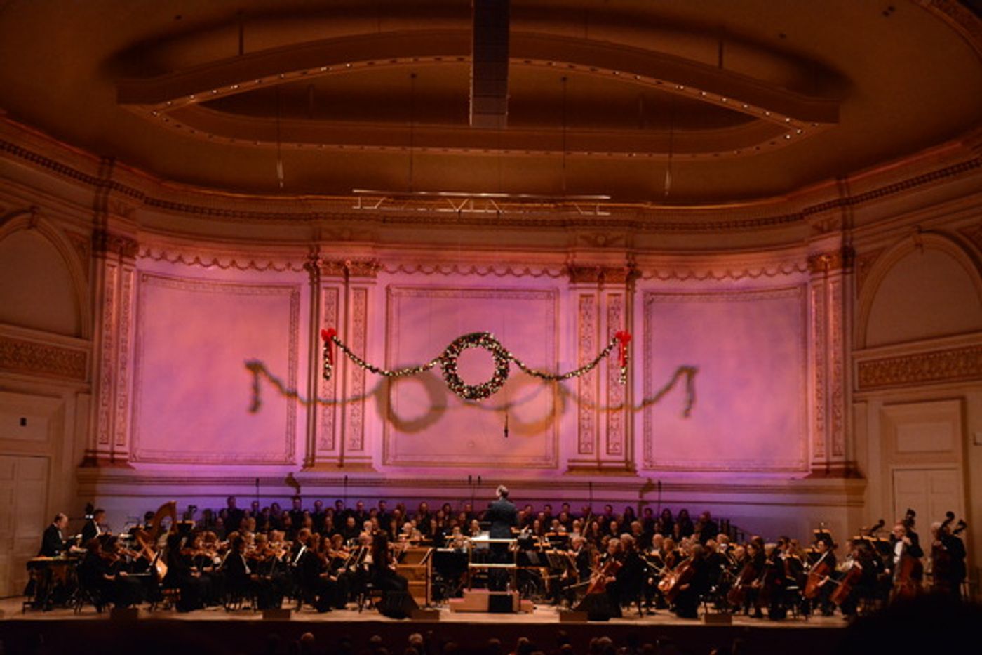 Photo Coverage: The New York Pops and Ashley Brown Perform Holiday Music in UNDER THE MISTLETOE Concert  Image