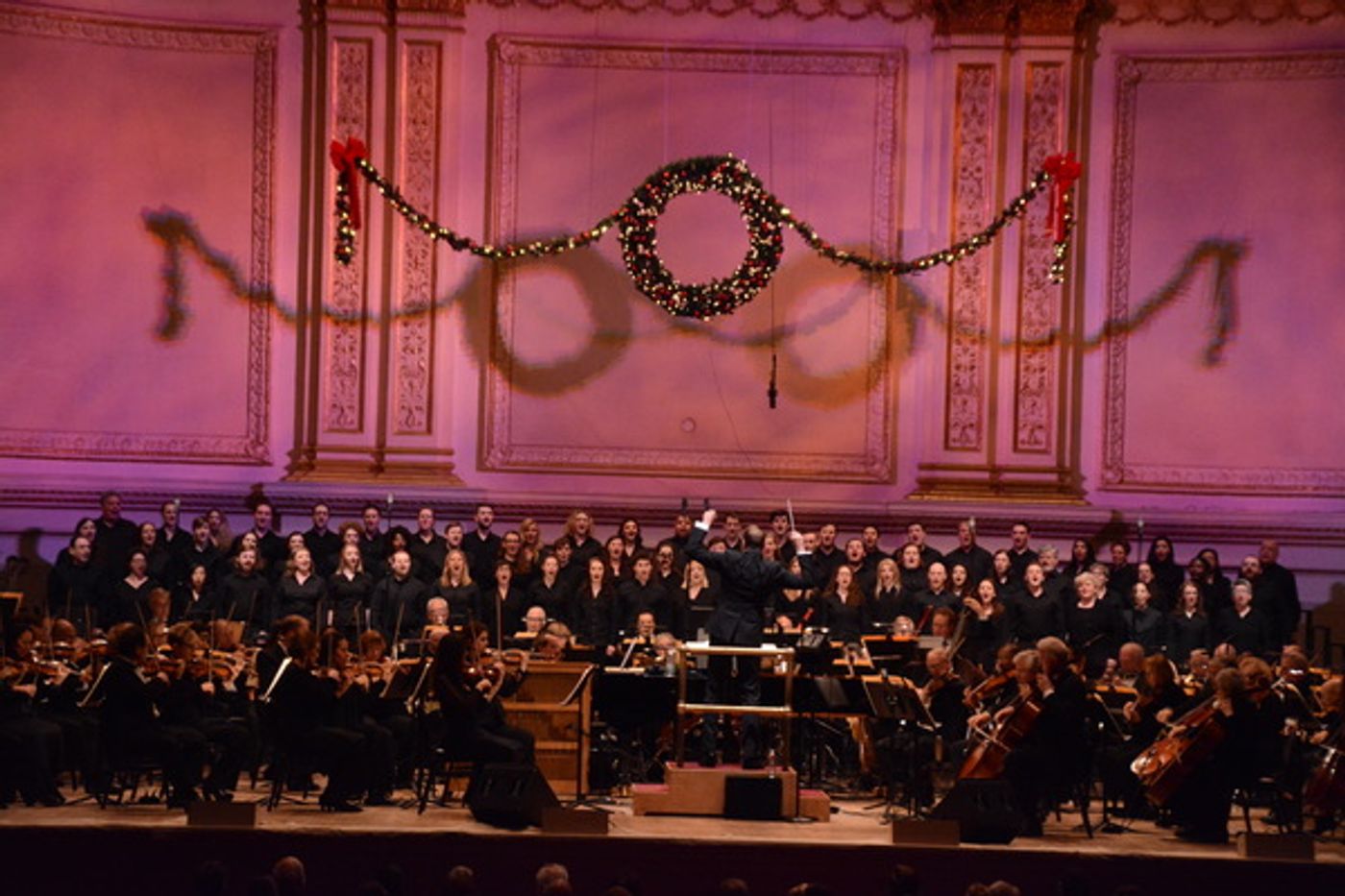 Photo Coverage: The New York Pops and Ashley Brown Perform Holiday Music in UNDER THE MISTLETOE Concert  Image