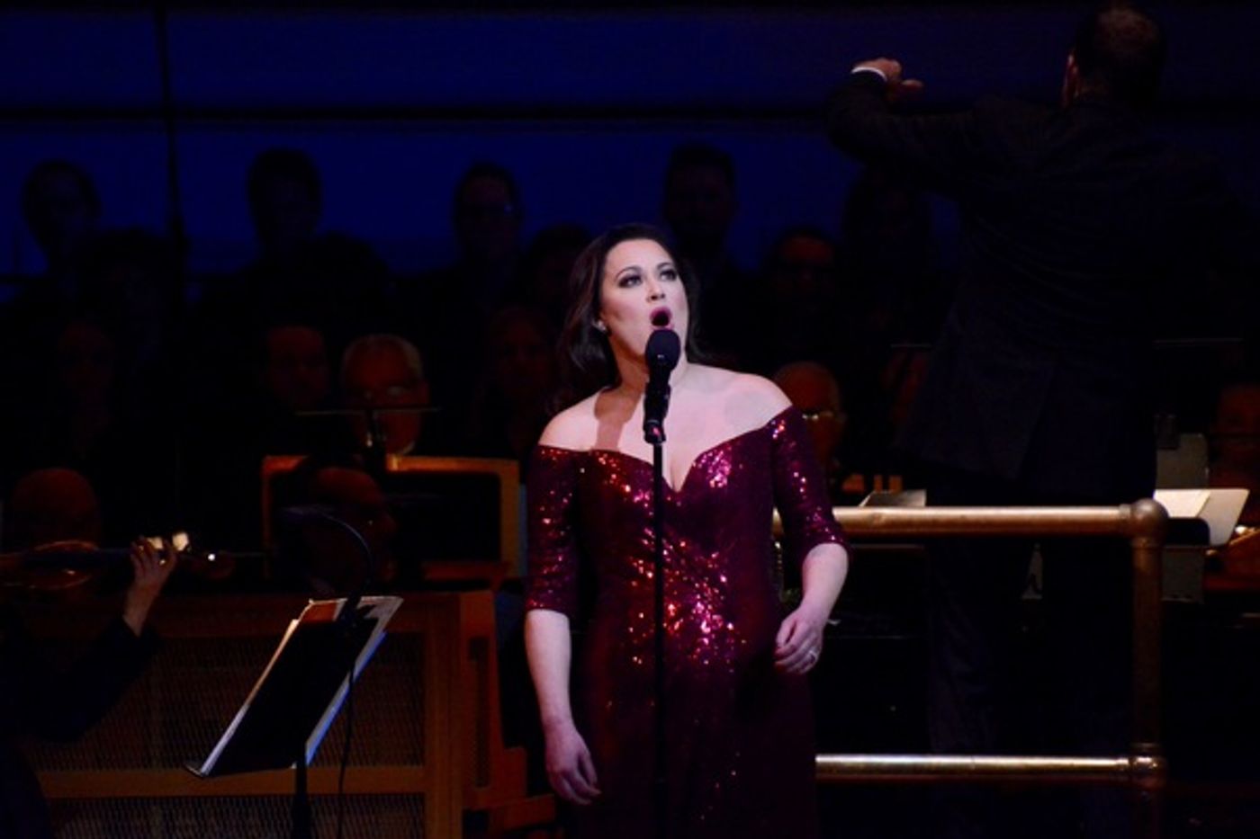 Photo Coverage: The New York Pops and Ashley Brown Perform Holiday Music in UNDER THE MISTLETOE Concert  Image