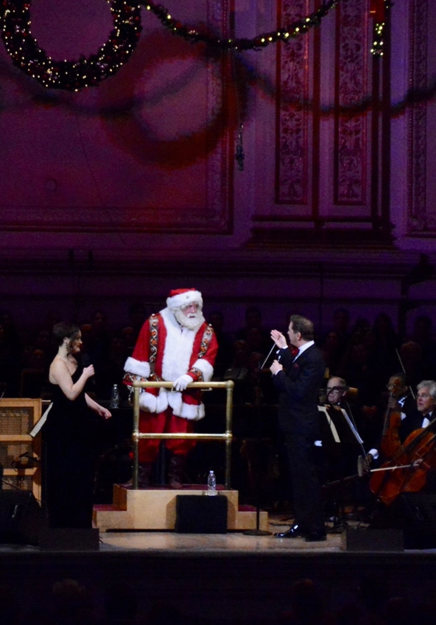 Photo Coverage: The New York Pops and Ashley Brown Perform Holiday Music in UNDER THE MISTLETOE Concert  Image