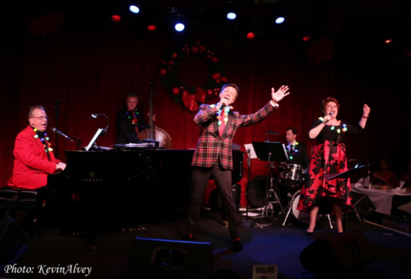 Photo Flash: 'A Swinging Birdland Christmas' Comes to Birdland Photo Flash: 'A Swinging Birdland Christmas' Comes to Birdland Image