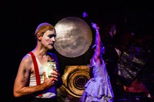 Ryan Walters and Crosby Sandoval @ BroadwayWorld Ryan Walters and Crosby Sandoval Photo