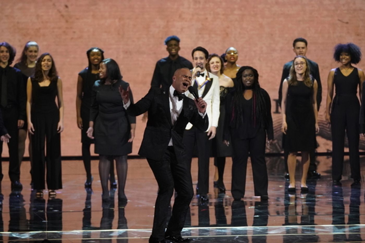 Photo Flash: See the HAMILTON Cast, Kristin Chenoweth, Adam Lambert and More at the Kennedy Center Honors  Image