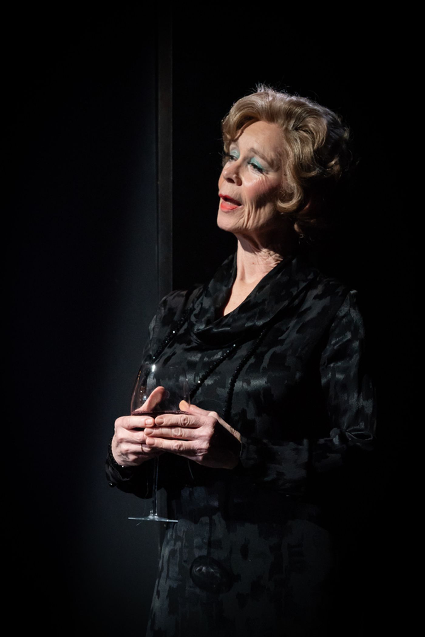 Photo Flash: First Look at PINTER FIVE and PINTER SIX  Image