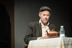 Rupert Graves Photo