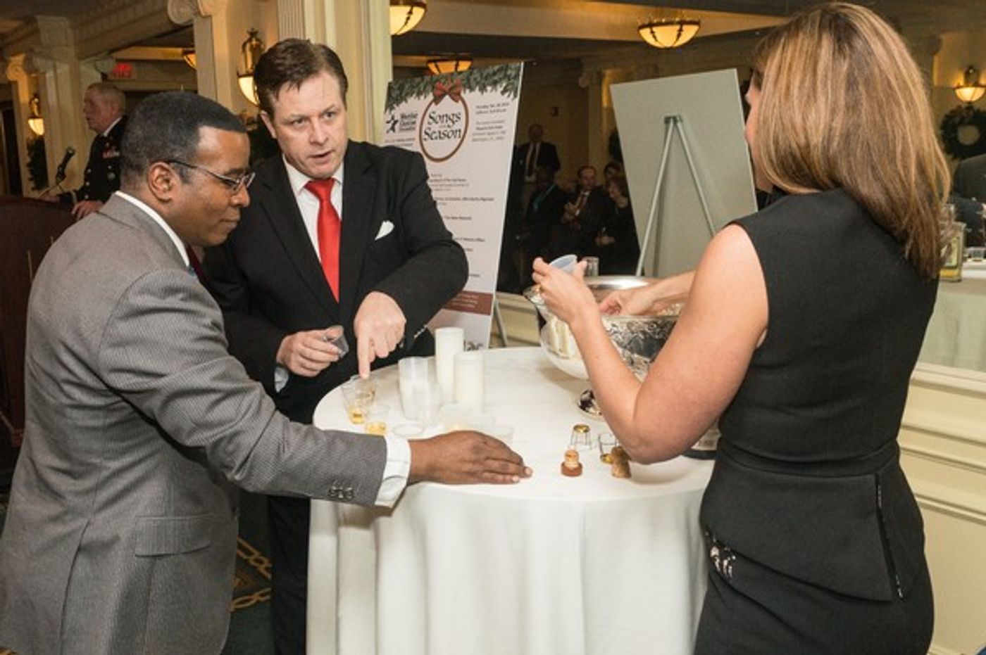 Third Annual CHRISTMAS SOIREE With Tenor Anthony Kearns Comes to Phoenix Park Hotel  Image