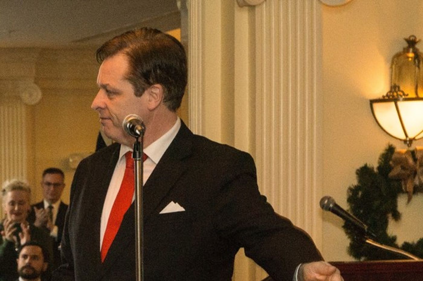 Third Annual CHRISTMAS SOIREE With Tenor Anthony Kearns Comes to Phoenix Park Hotel  Image