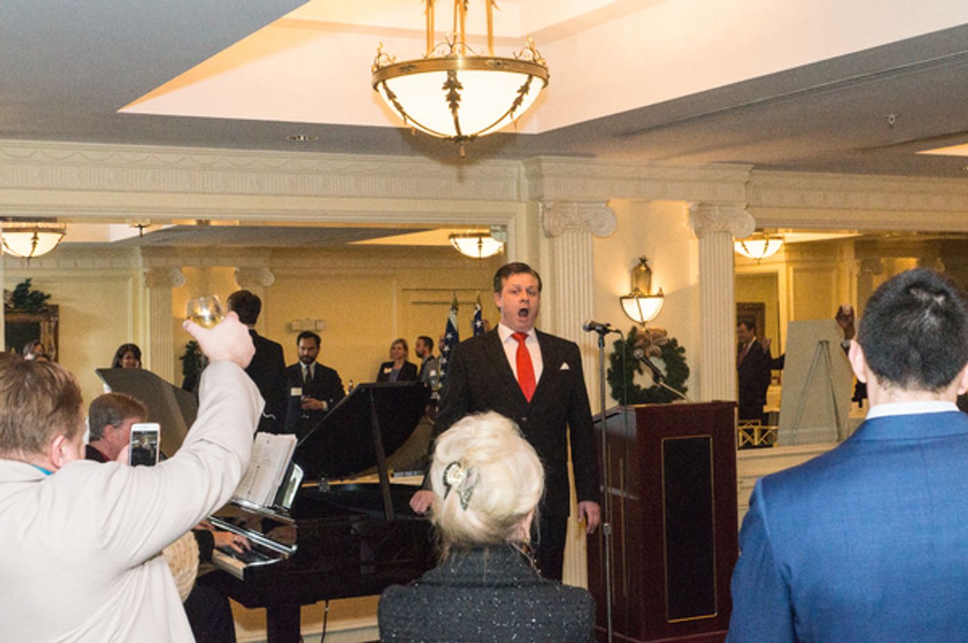 Third Annual CHRISTMAS SOIREE With Tenor Anthony Kearns Comes to Phoenix Park Hotel  Image