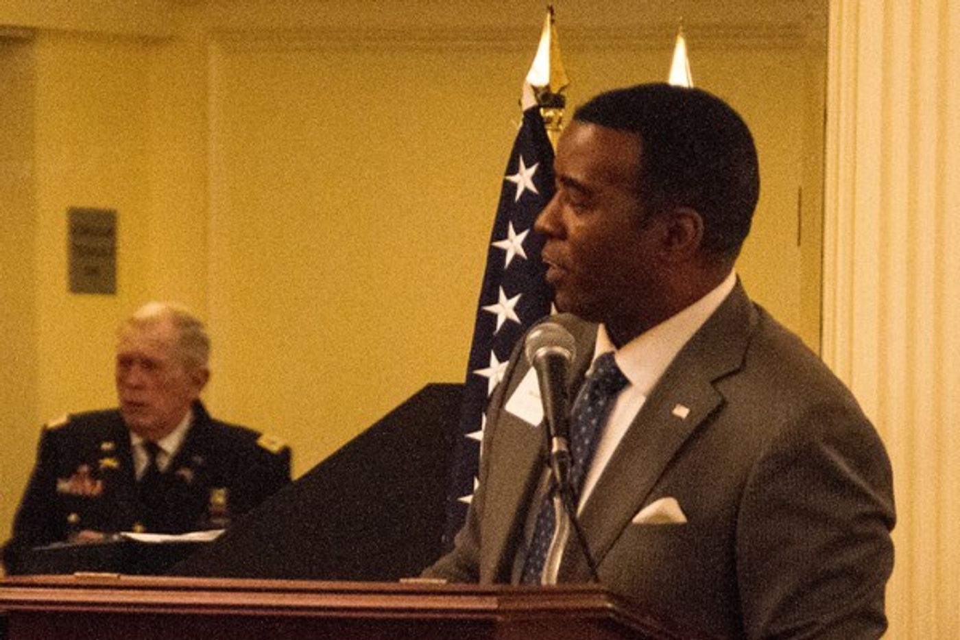 Third Annual CHRISTMAS SOIREE With Tenor Anthony Kearns Comes to Phoenix Park Hotel  Image