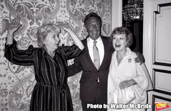 Maureen Stapleton, Christopher Plummer and Glynnis Johns attend a Press junket for 'L Photo