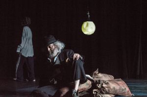 Noam Sandler as boy and David Mandelbaum as Estragon. Photo by Dina Raketa. Photo