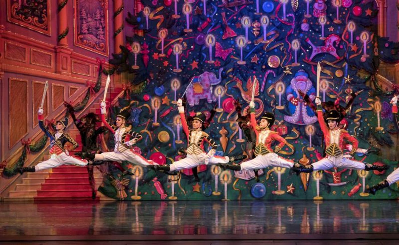 Review: Moscow Ballet's THE GREAT RUSSIAN NUTCRACKER Wows And Satiates At The Soraya  Image