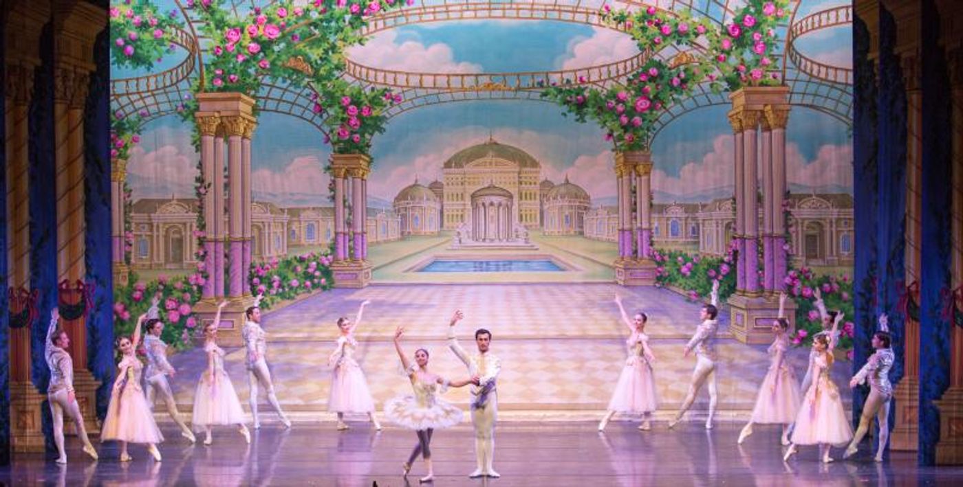 Review: Moscow Ballet's THE GREAT RUSSIAN NUTCRACKER Wows And Satiates At The Soraya  Image
