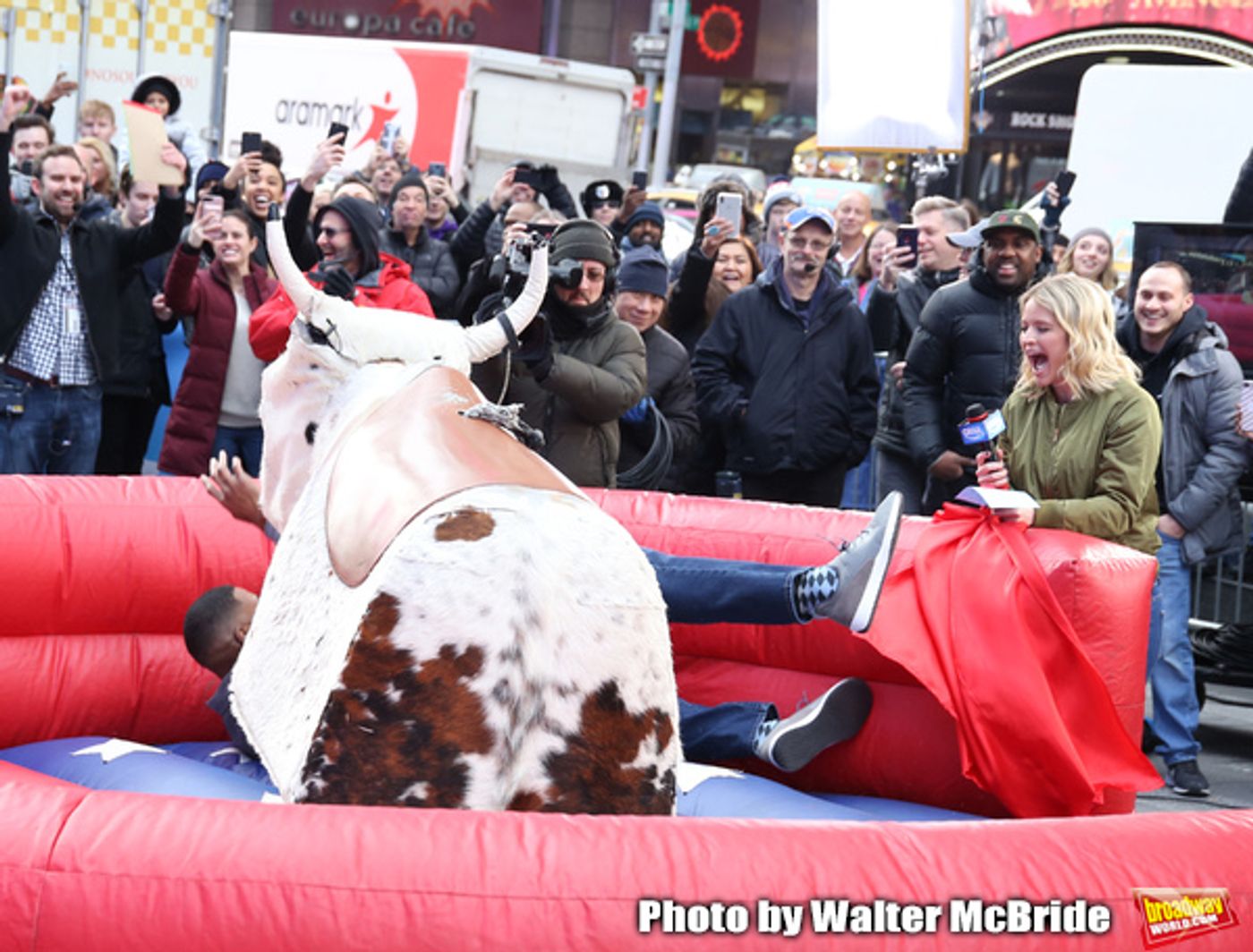 Photo Coverage: GMA DAY Host Michael Strahan Braves Mechanical Bull Ride In Times Square!  Image