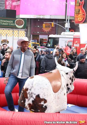 Michael Strahan @ BroadwayWorld Michael Strahan Photo