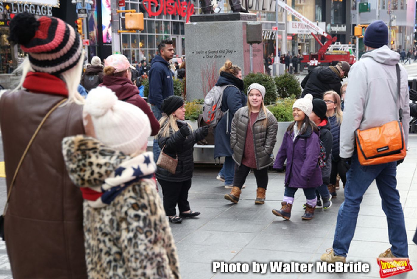 Photo Coverage: The Cast Of 7 LITTLE JOHNSTONS Film Their Visit To Times Square Photo Coverage: The Cast Of 7 LITTLE JOHNSTONS Film Their Visit To Times Square Image