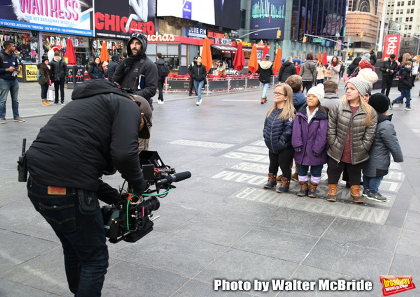 Photo Coverage: The Cast Of 7 LITTLE JOHNSTONS Film Their Visit To Times Square Photo Coverage: The Cast Of 7 LITTLE JOHNSTONS Film Their Visit To Times Square Image