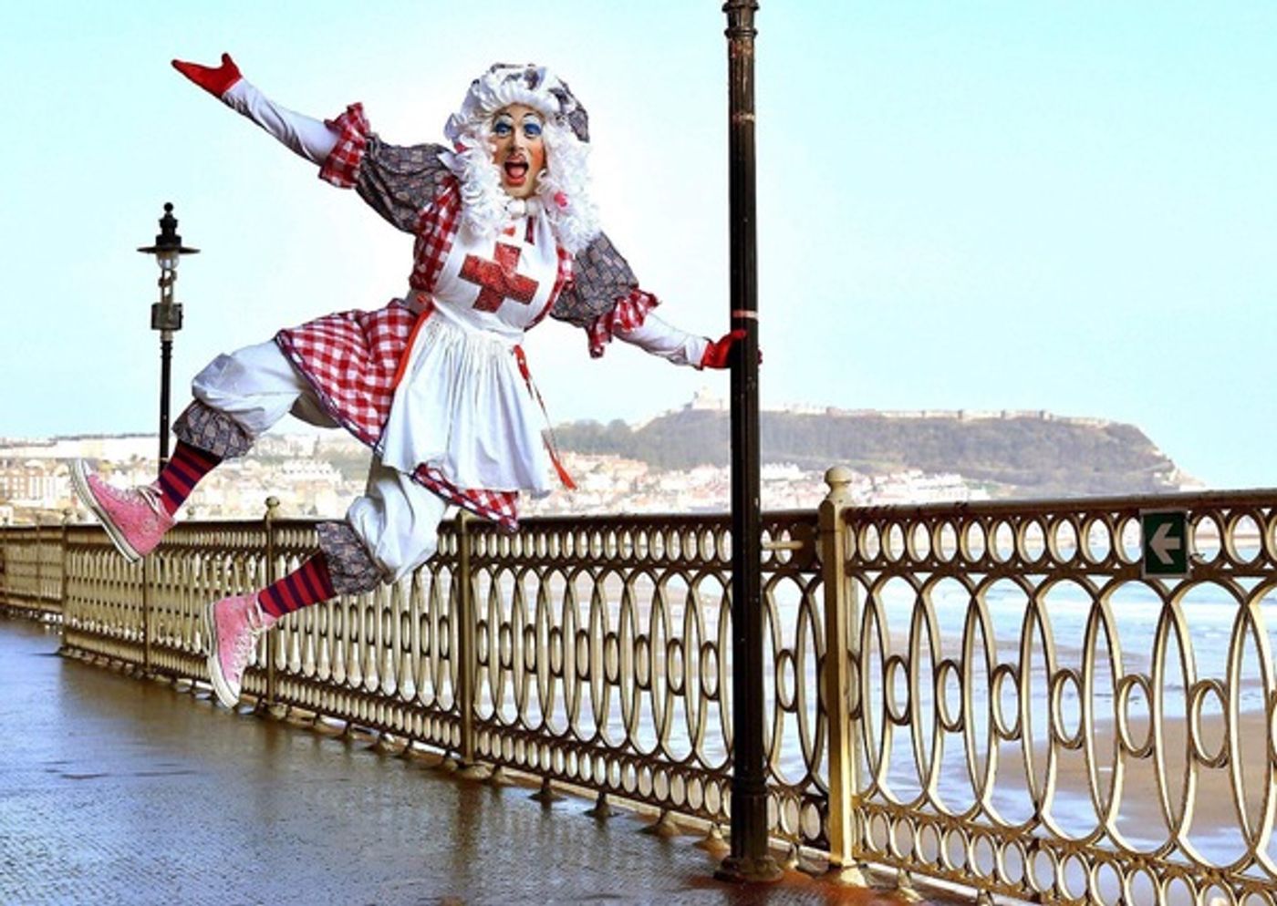 Photo Flash: Week Of Rip-Roaring Fun At Parr Hall Promised After Panto Opening Night  Image